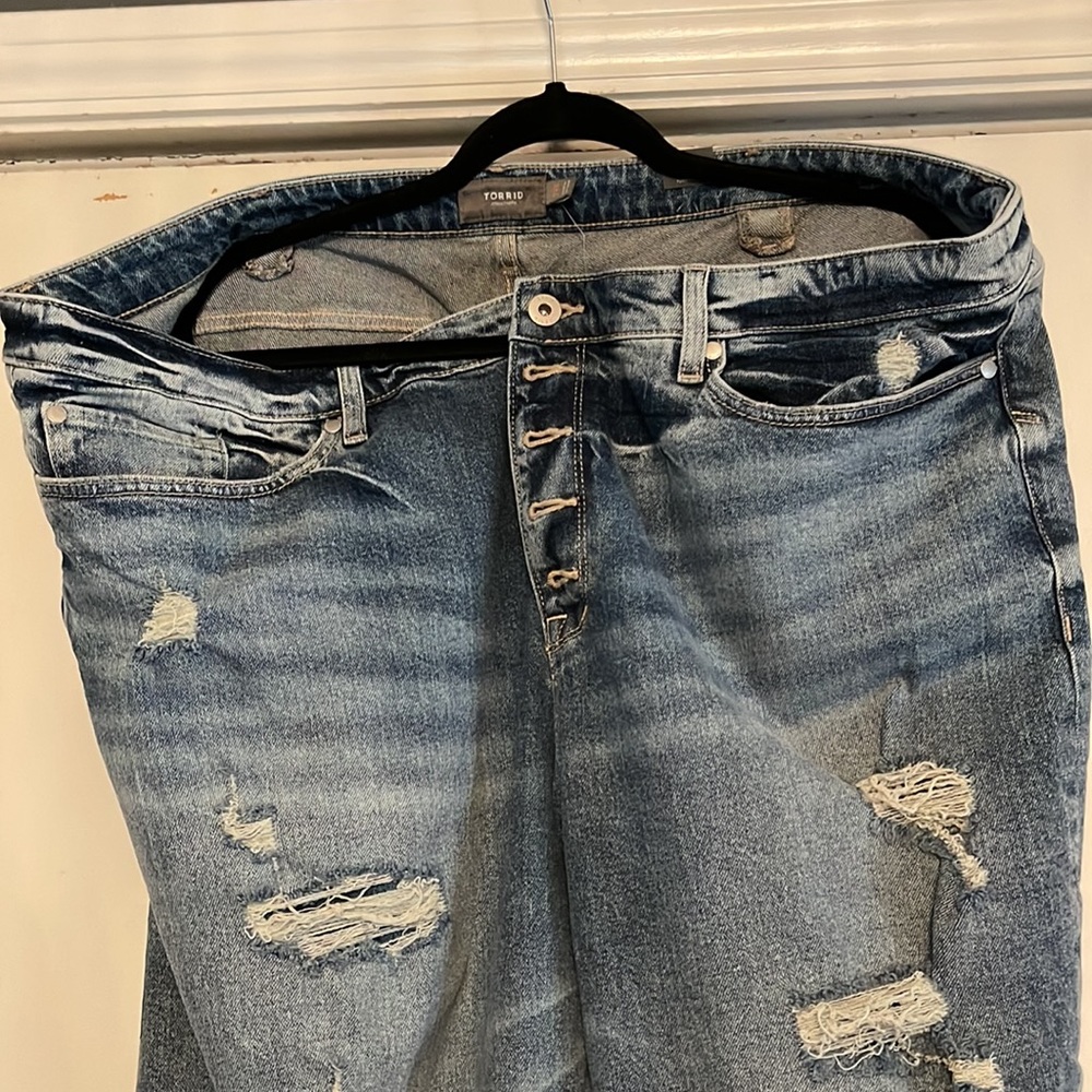 Jeans - Picture 2 of 4